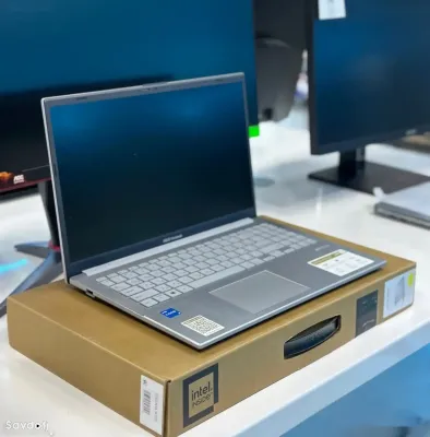 Ноутбук Asus vivobook core i 3-N305