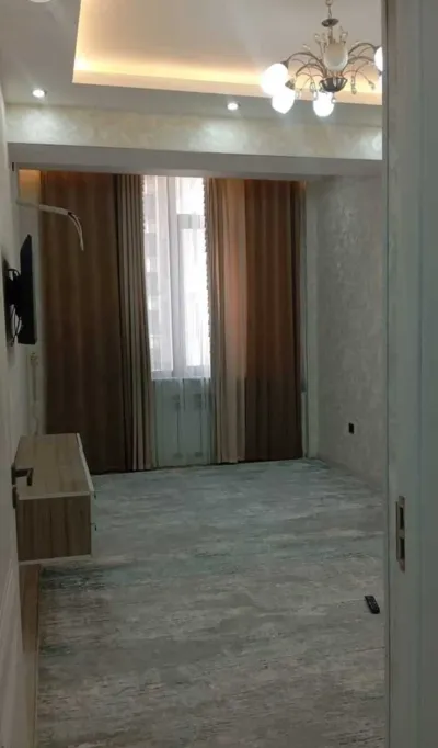 2-комн. квартира, 11 этаж, 60м², Центр