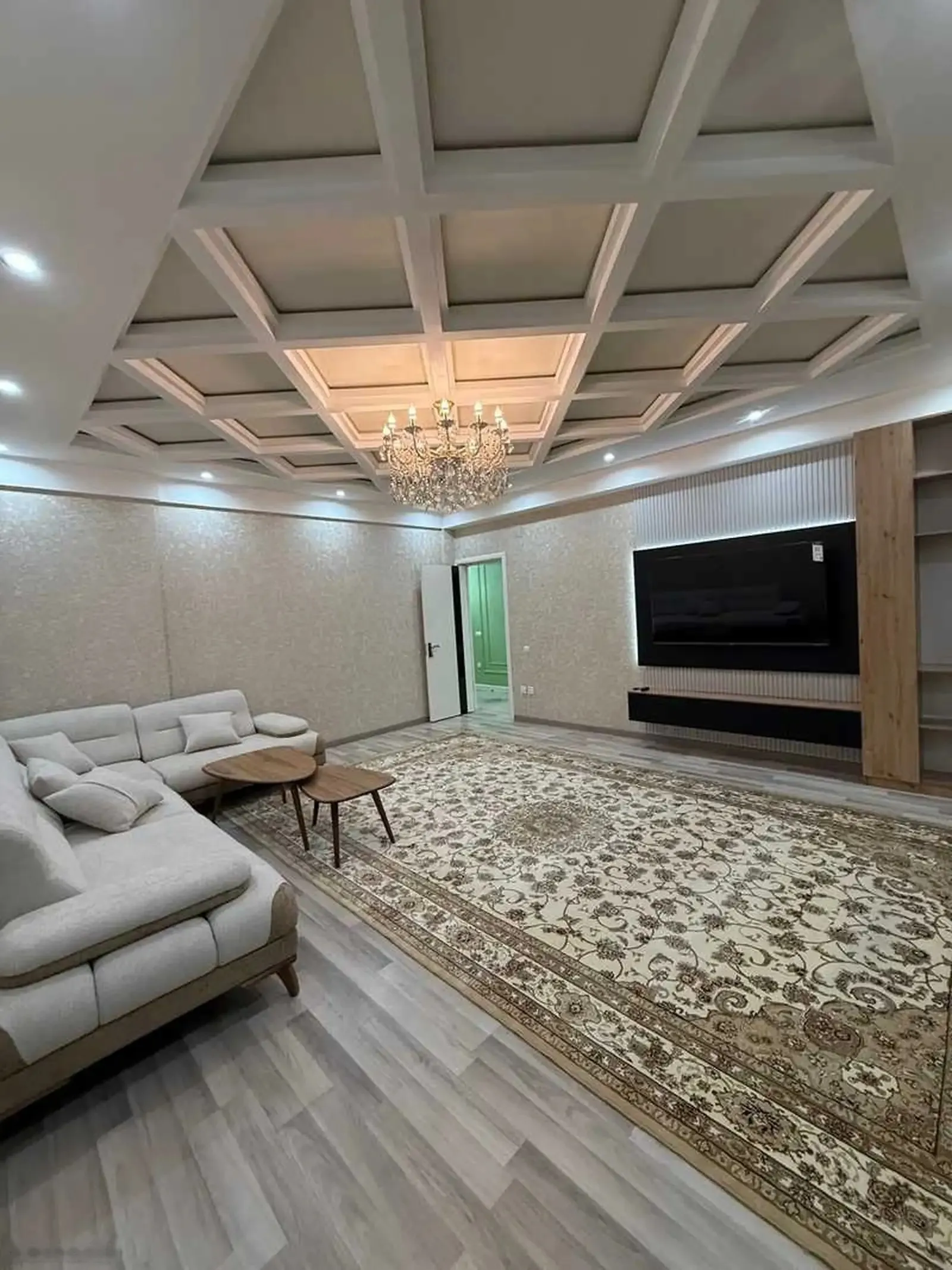 3-комн. квартира, 3 этаж, 110м², И Сомони Ориентир Алфемо