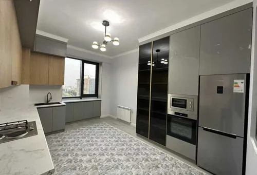 3-комн. квартира, 11 этаж, 86м², Дом печати