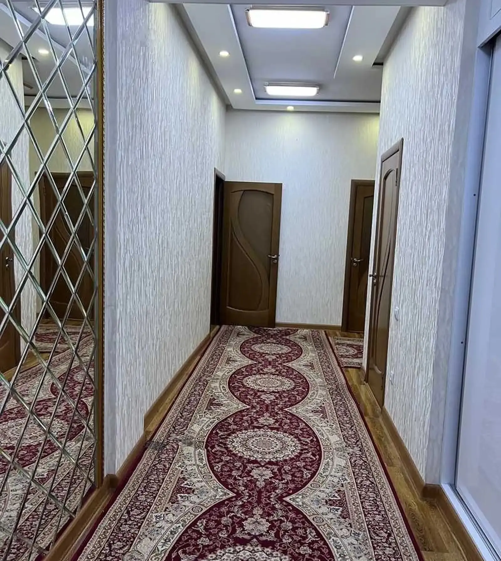 3-комн. квартира, 11 этаж, 140м², Сомони