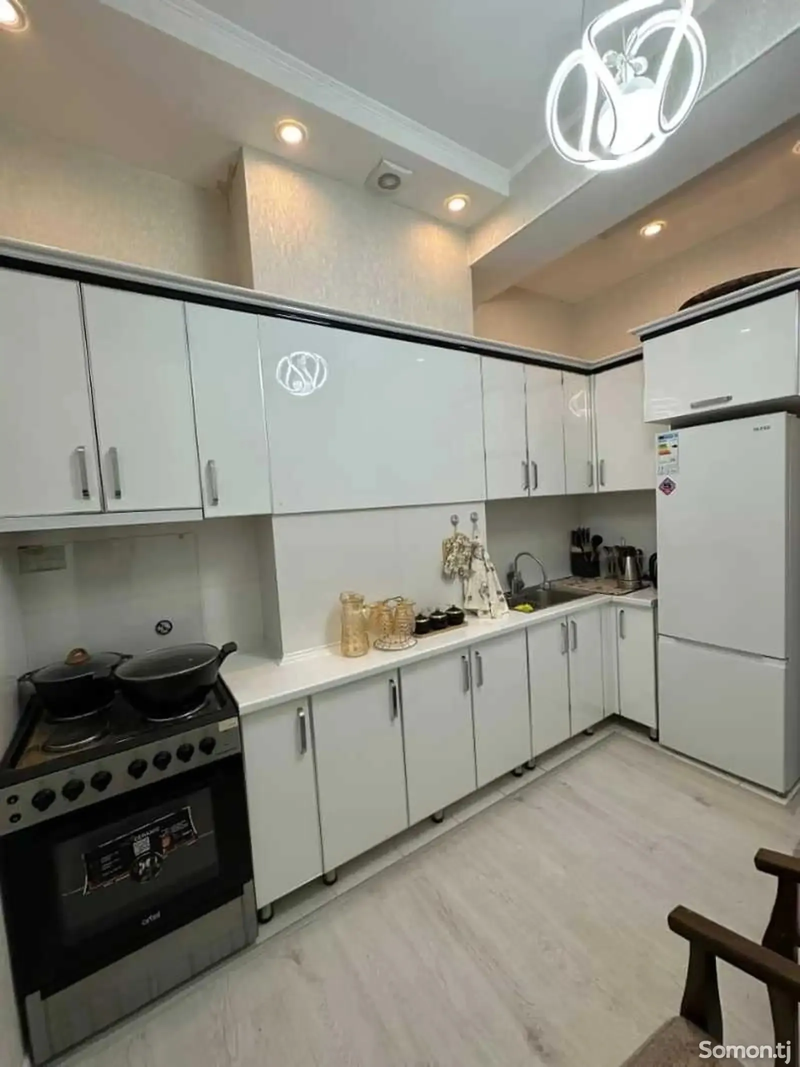 2-комн. квартира, 7 этаж, 65м², 82мкр