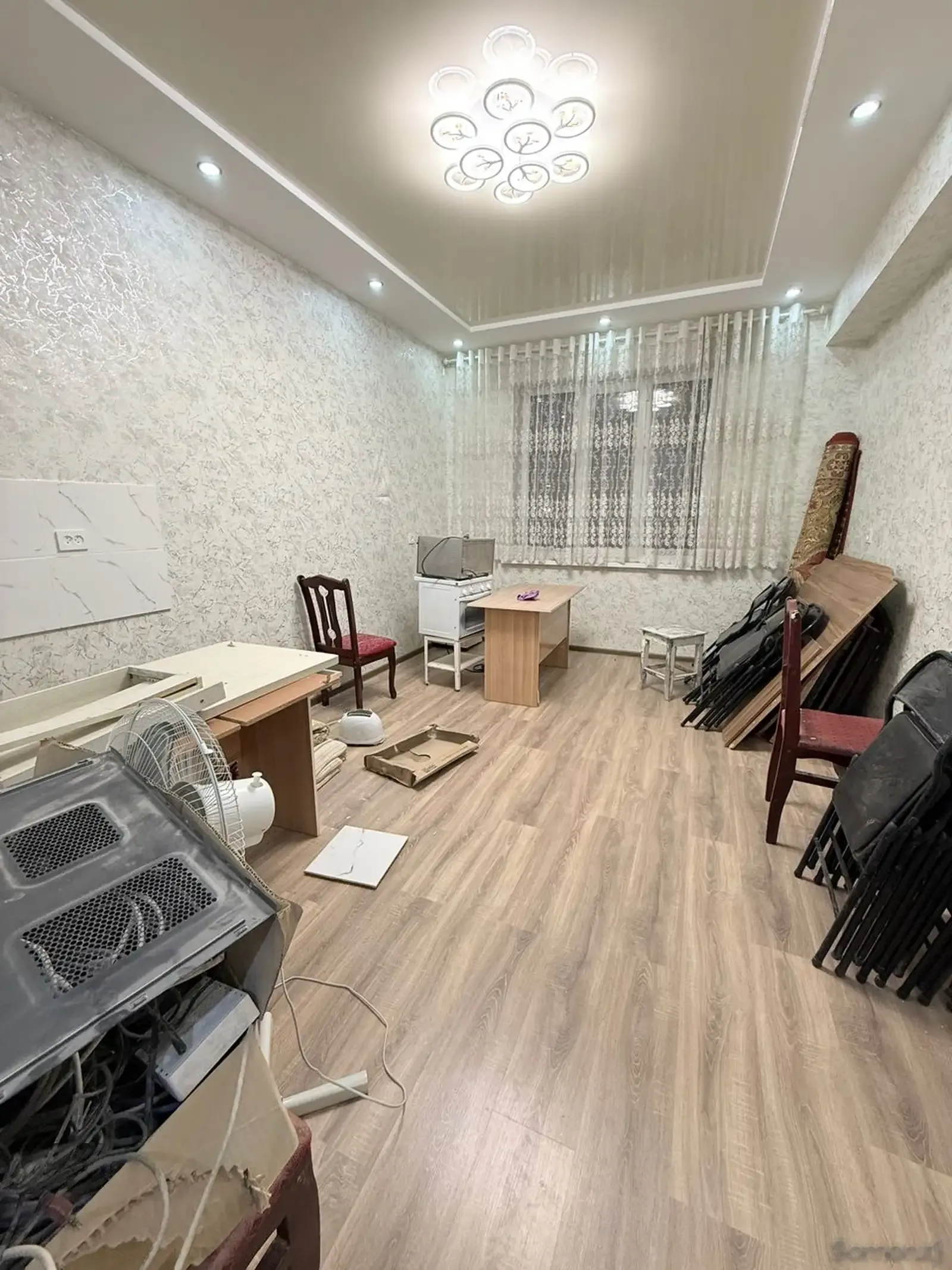 3-комн. квартира, 2 этаж, 79 м², 18 мкр