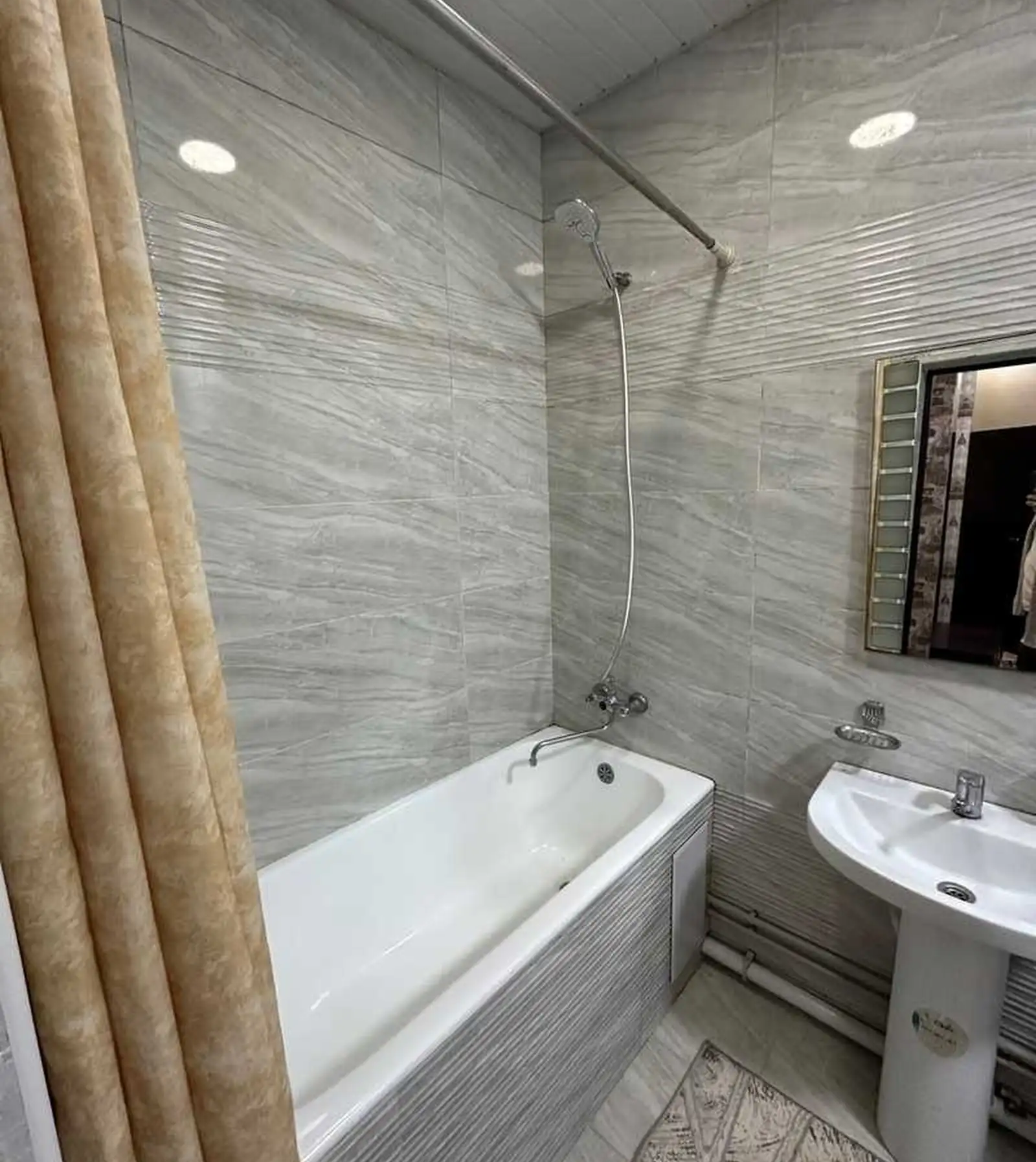 2-комн. квартира, 7 этаж, 100м², Шохмансур бари Садбарг пушти точик кристалл