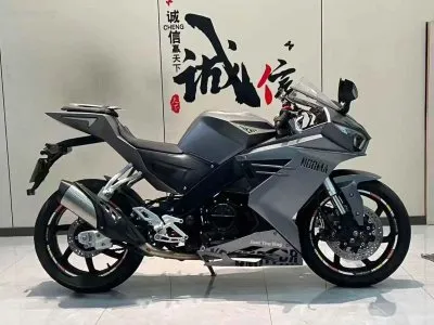 Мотоцикл Blade