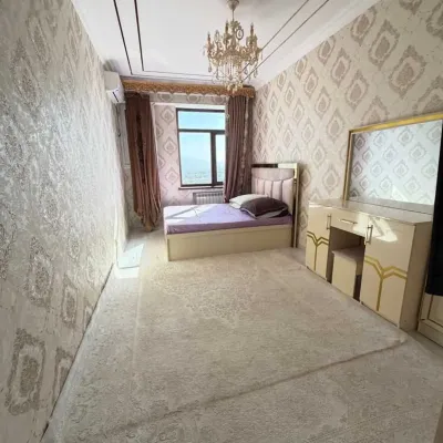 2-комн. квартира, 14 этаж, 70м², Айни