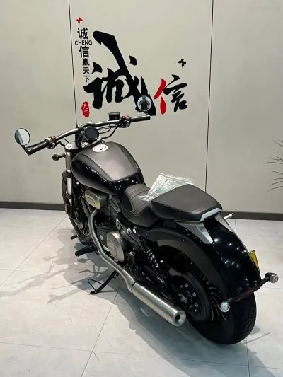 Мотоцикл Benda chinchilla 300 cc