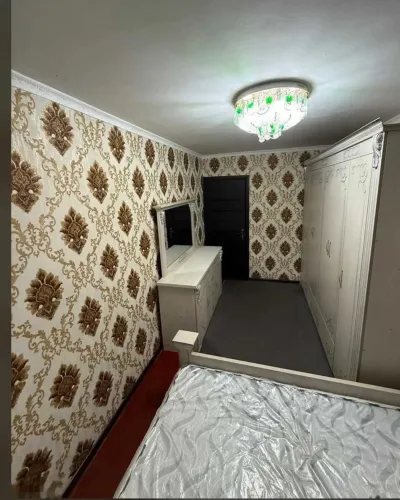 2-к квартира, 2 этаж, 60 м², 103 мкр