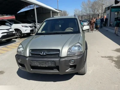 Капот от Hyundai Tucson