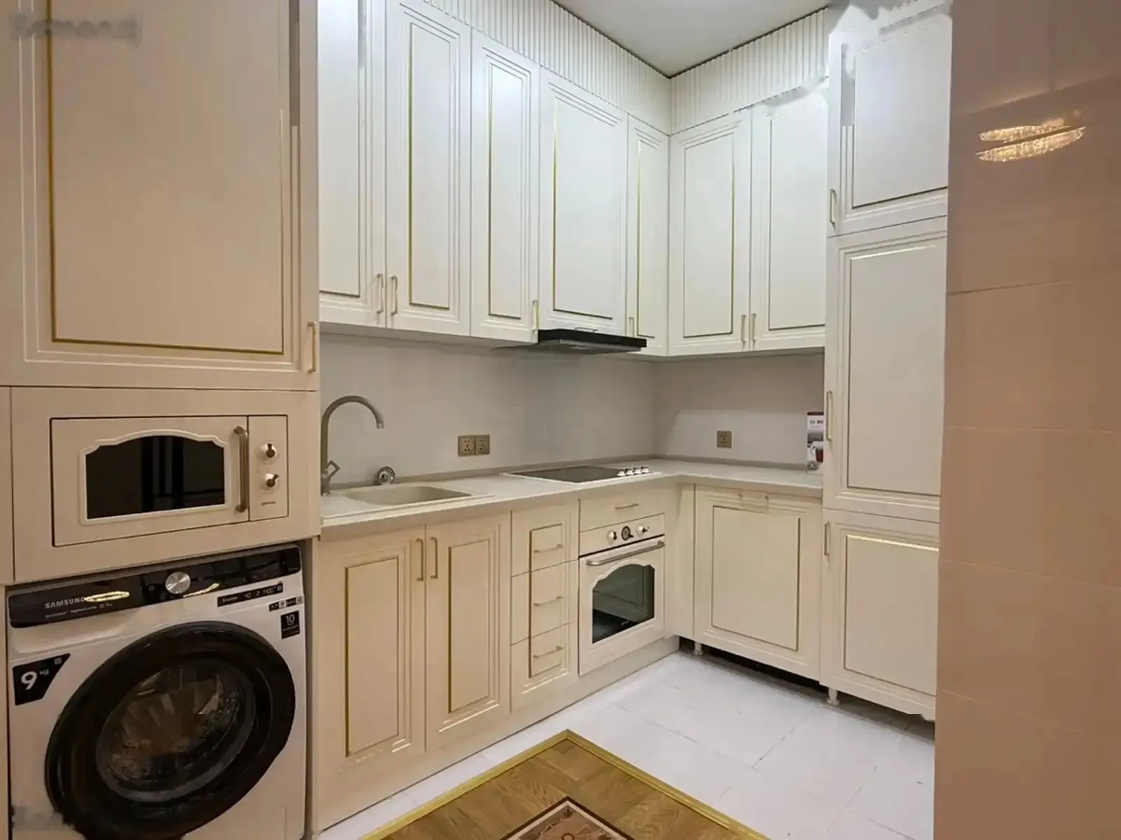 3-комн. квартира, 10 этаж, 100м², Исмоили Сомони