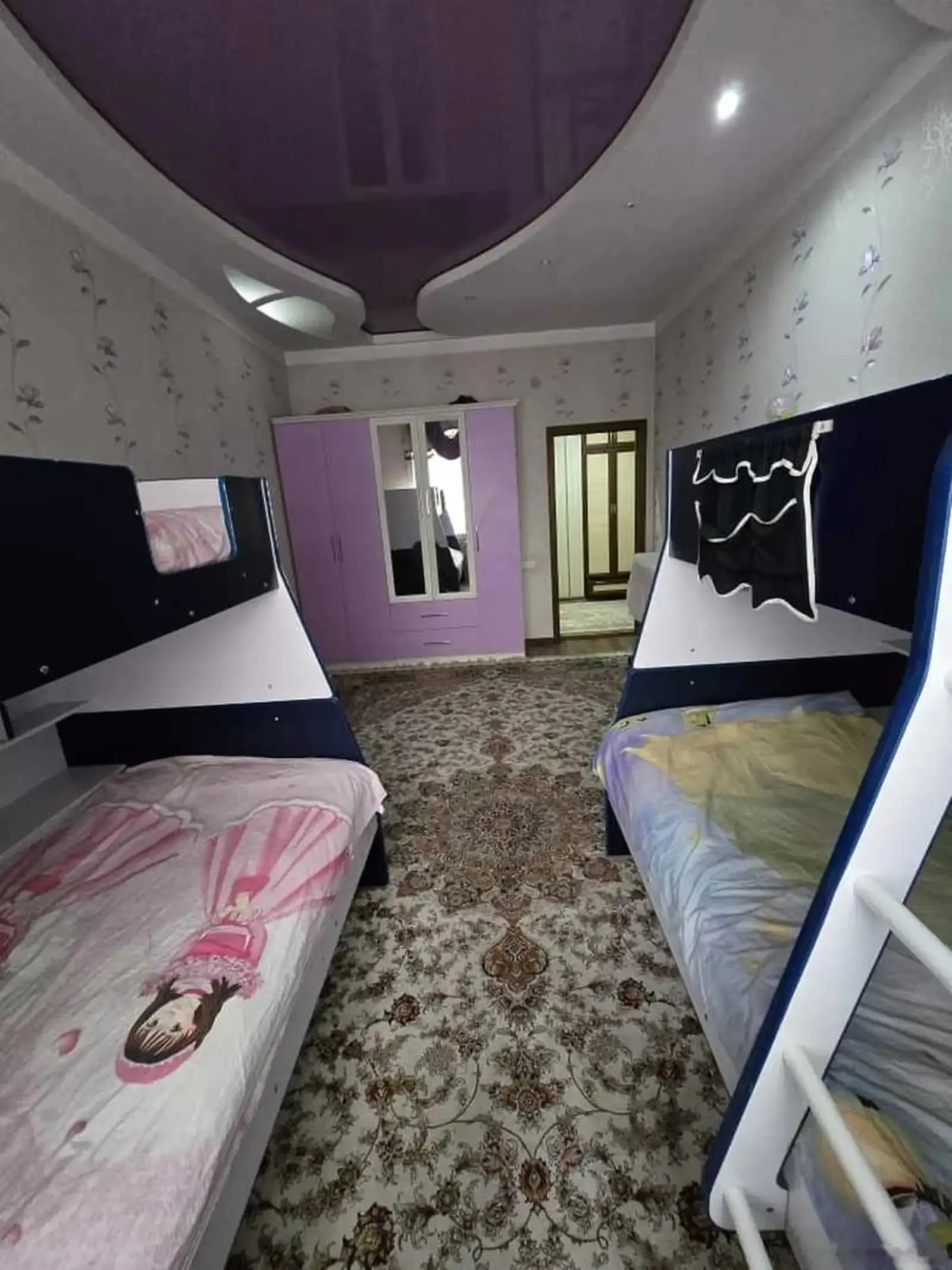 3-комн. квартира, 2 этаж, 135м², дом печати