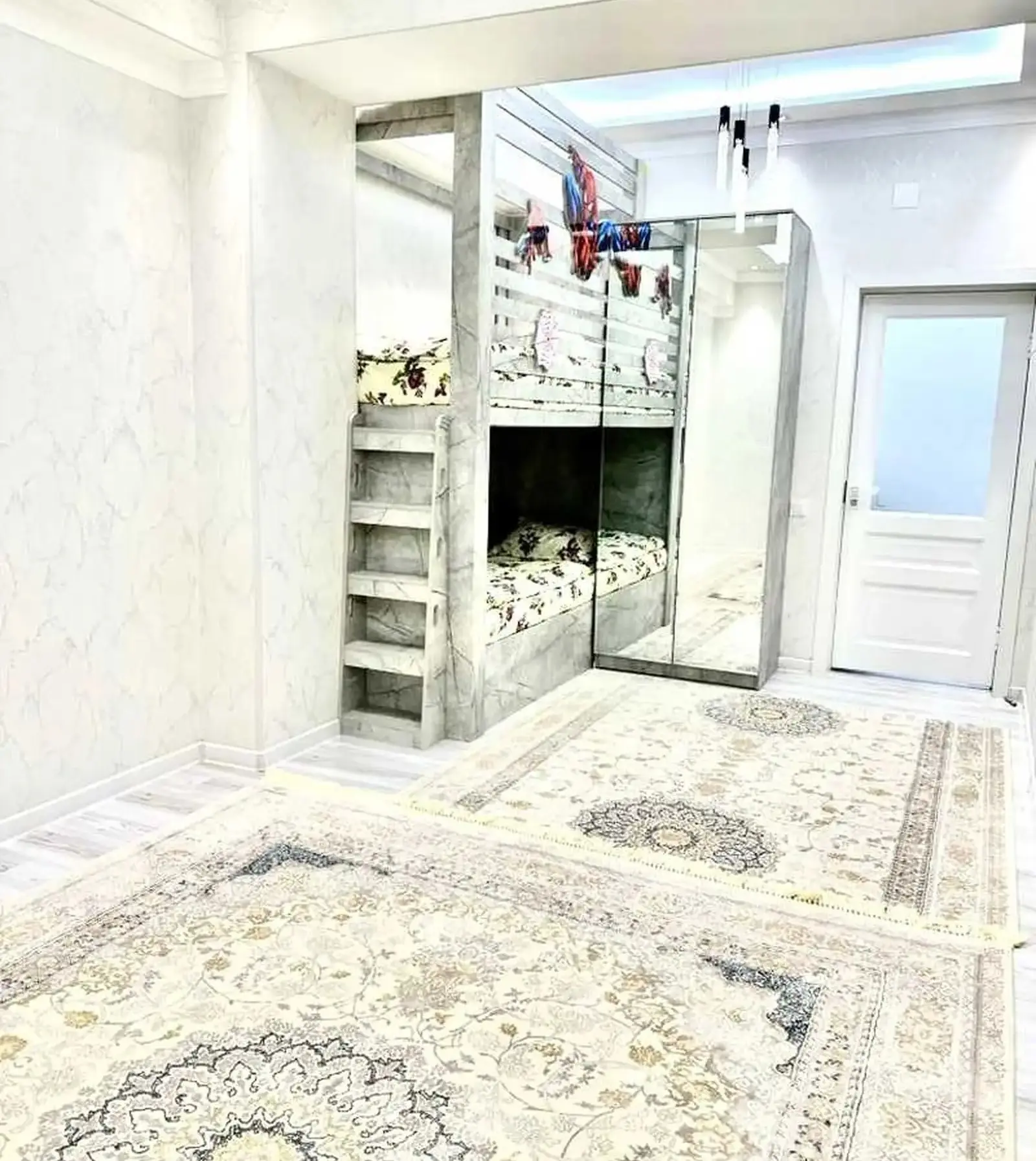3-комн. квартира, 14 этаж, 100м², Шохмансур