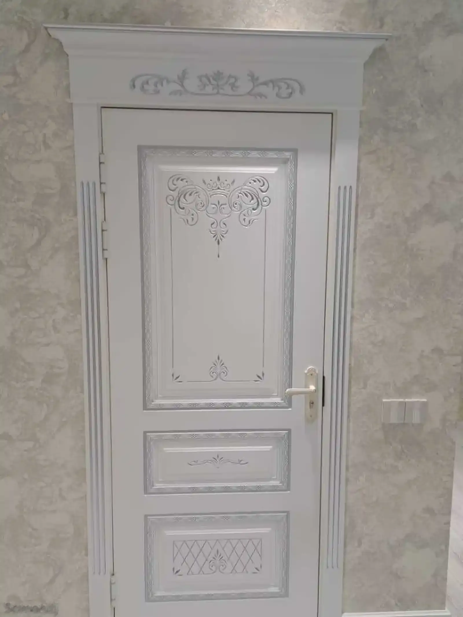 Межкомнатная дверь