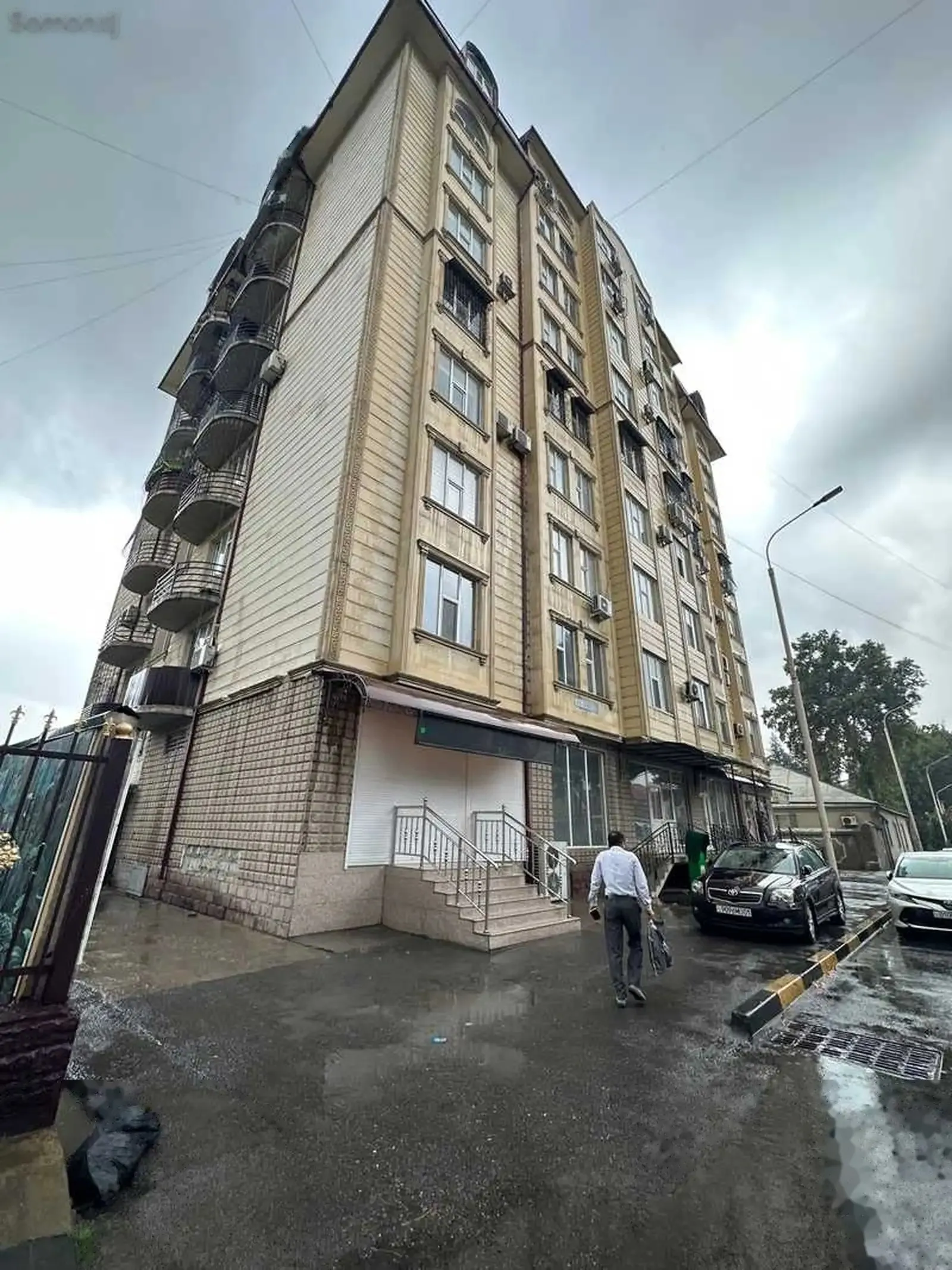 3-комн. квартира, 3 этаж, 143м², И.Сомони