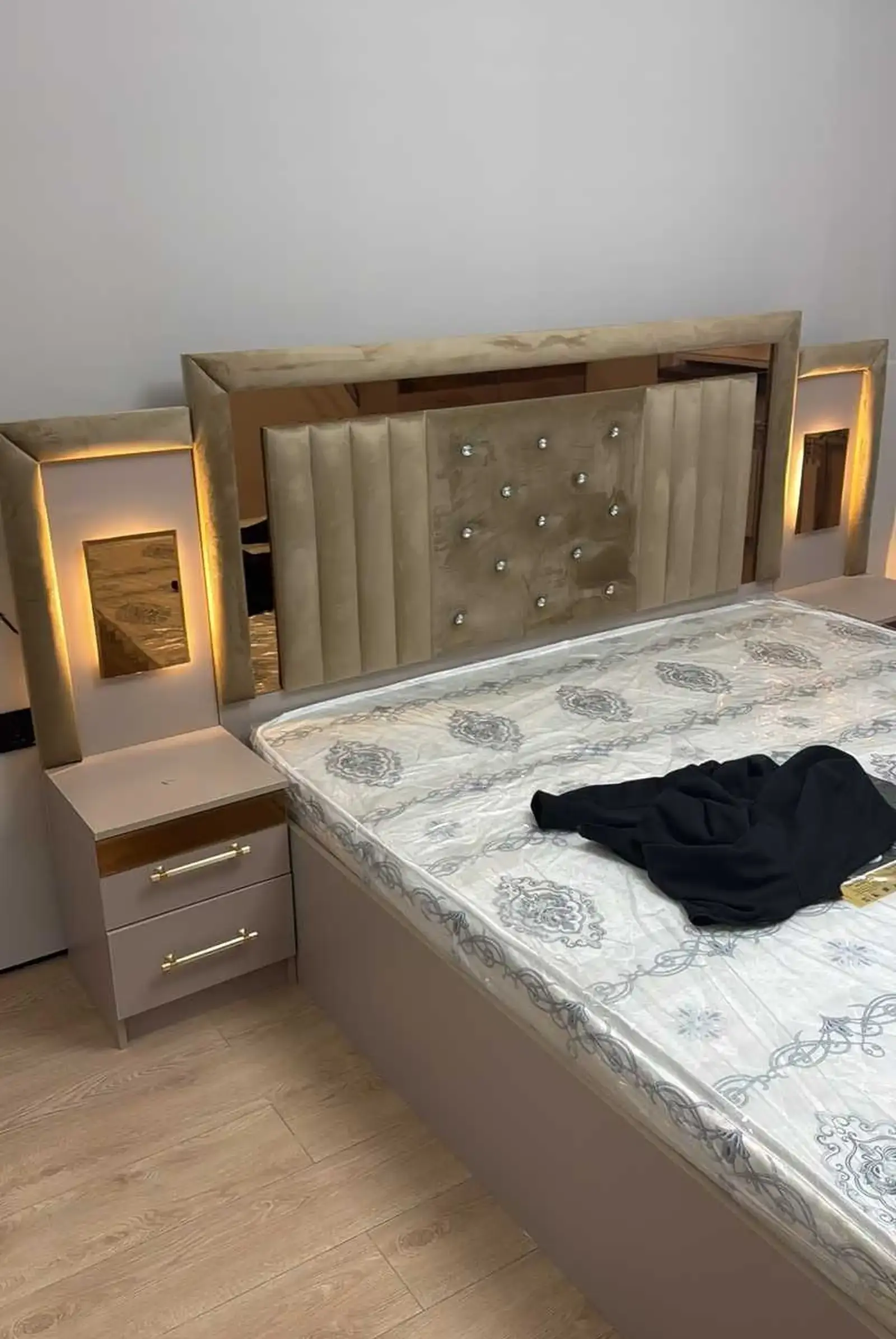 2-комн. квартира, 6 этаж, 75м², шоҳмансур