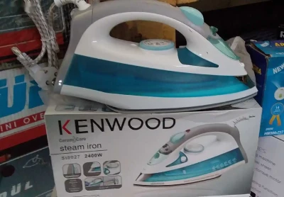 Утюг Kenwood S19027