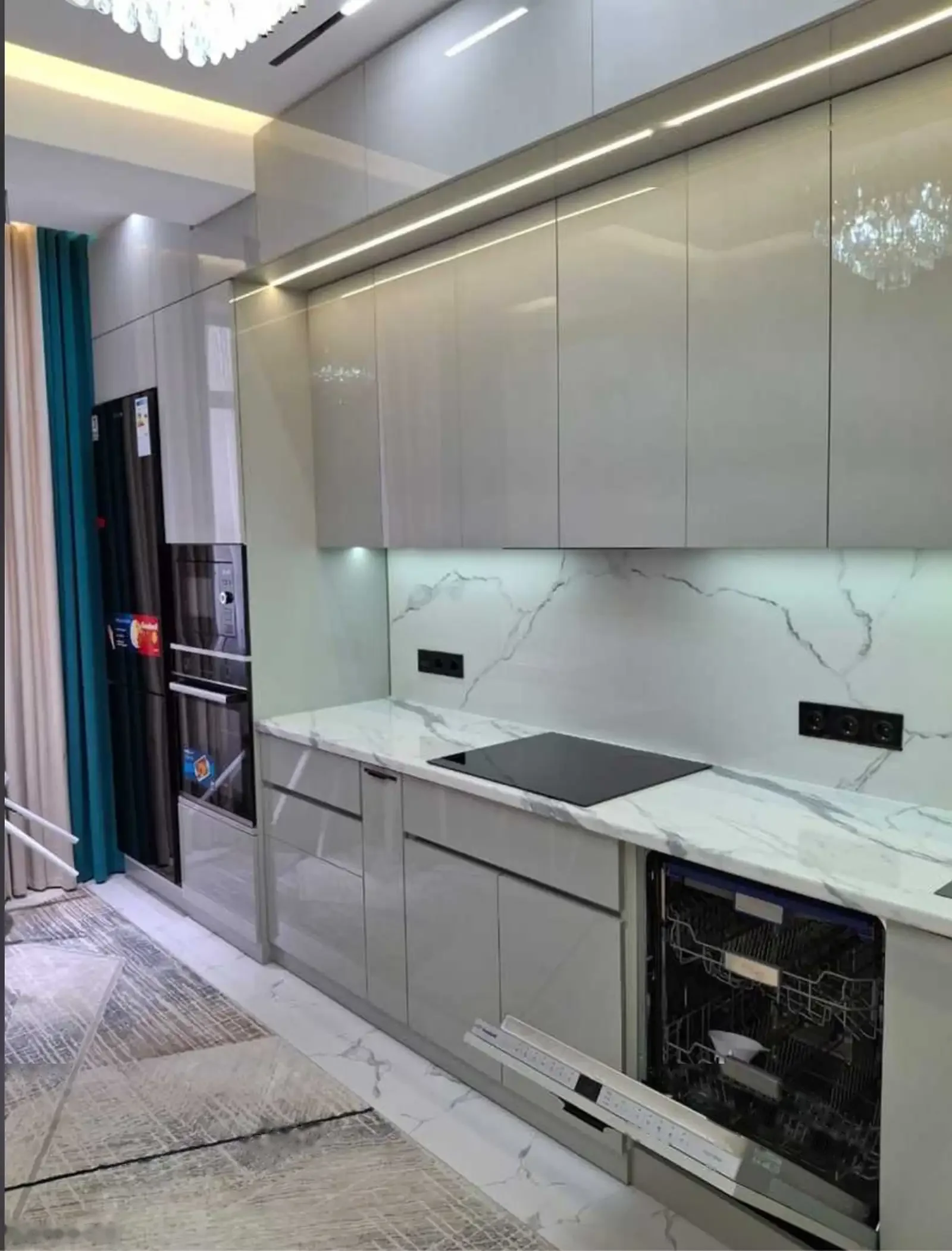 2-комн. квартира, 12 этаж, 70м², Шохмансур Хилтон