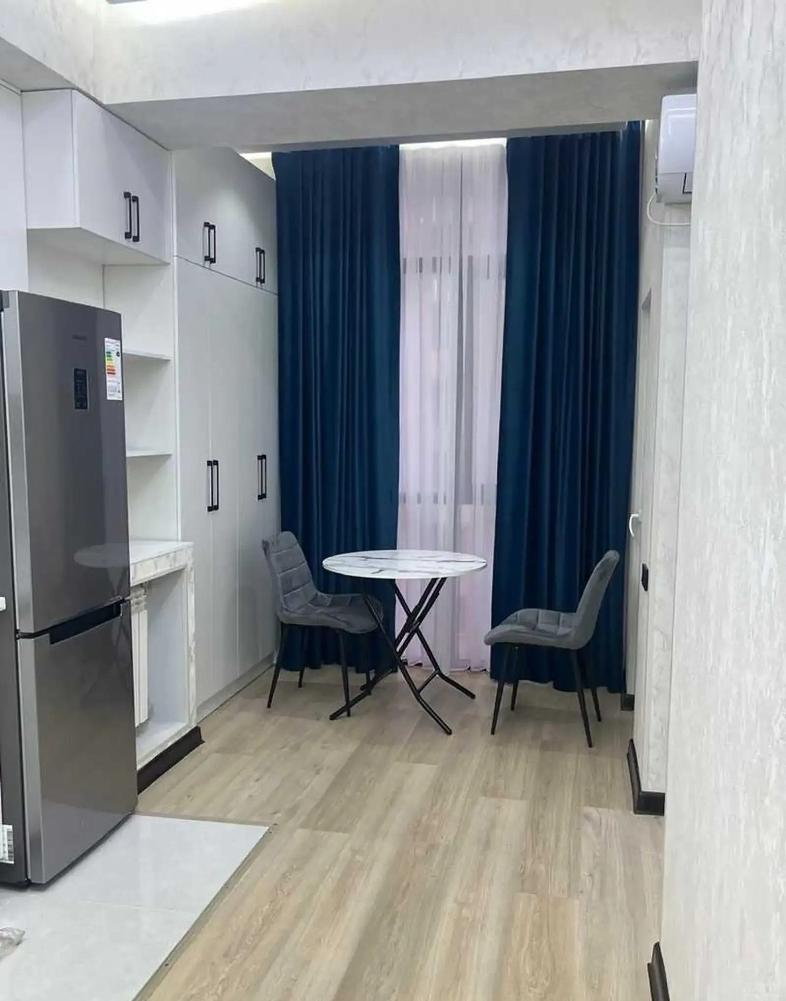 2-комн. квартира, 9 этаж, 52м², Овир Доми Пули Сангин