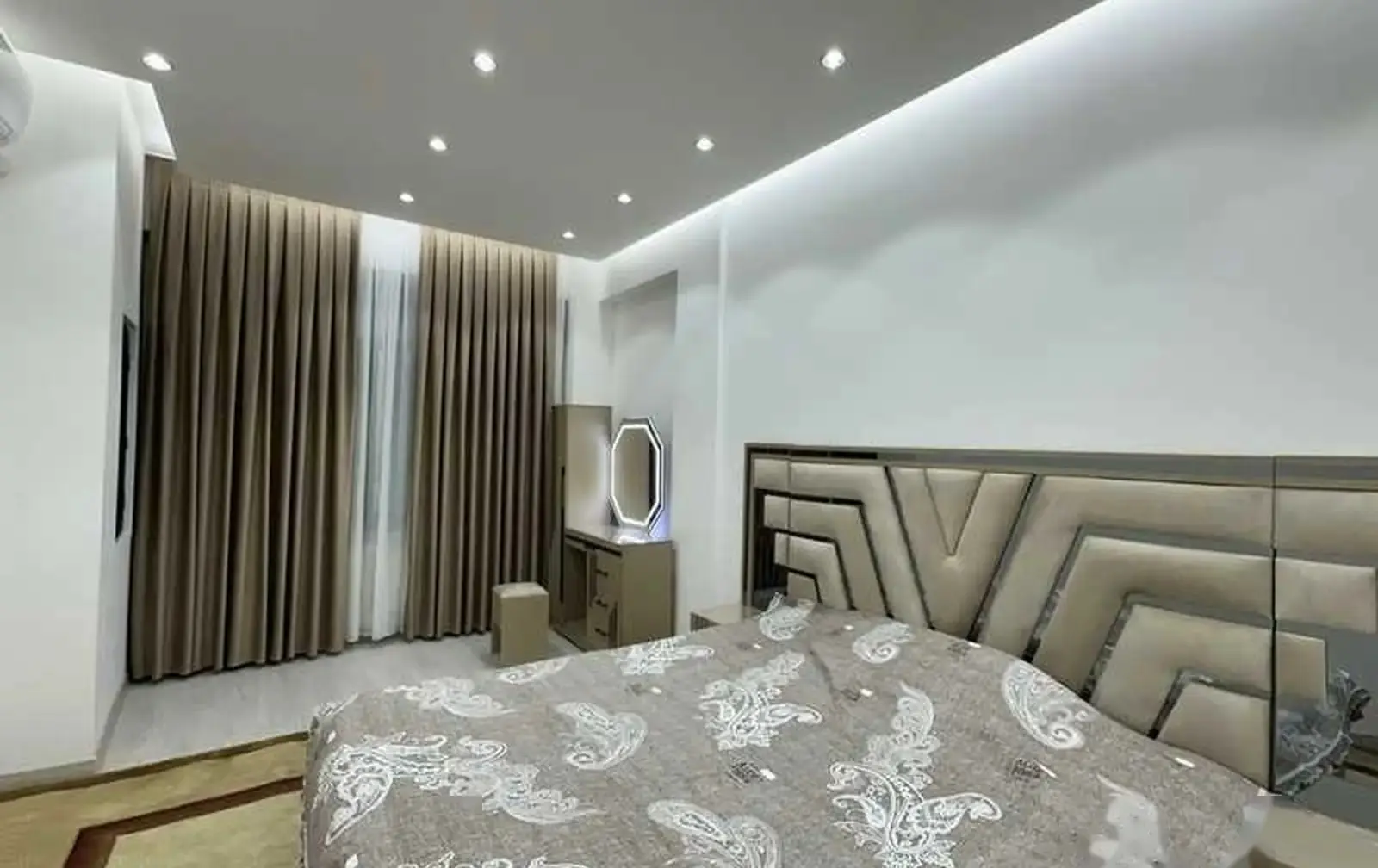 2-комн. квартира, 12 этаж, 92м², И.Сомони