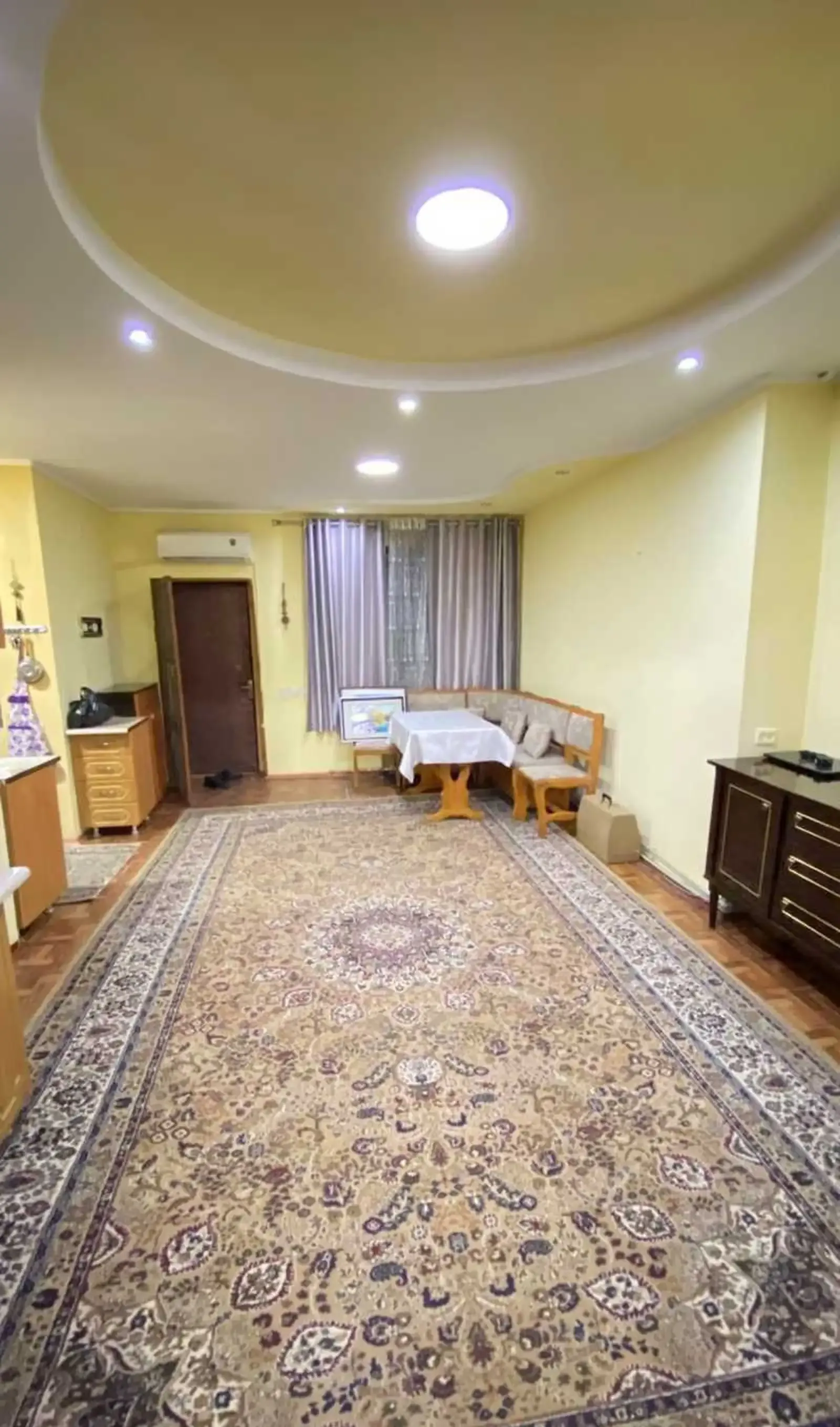 3-комн. квартира, 1 этаж, 75м², Шохмансур