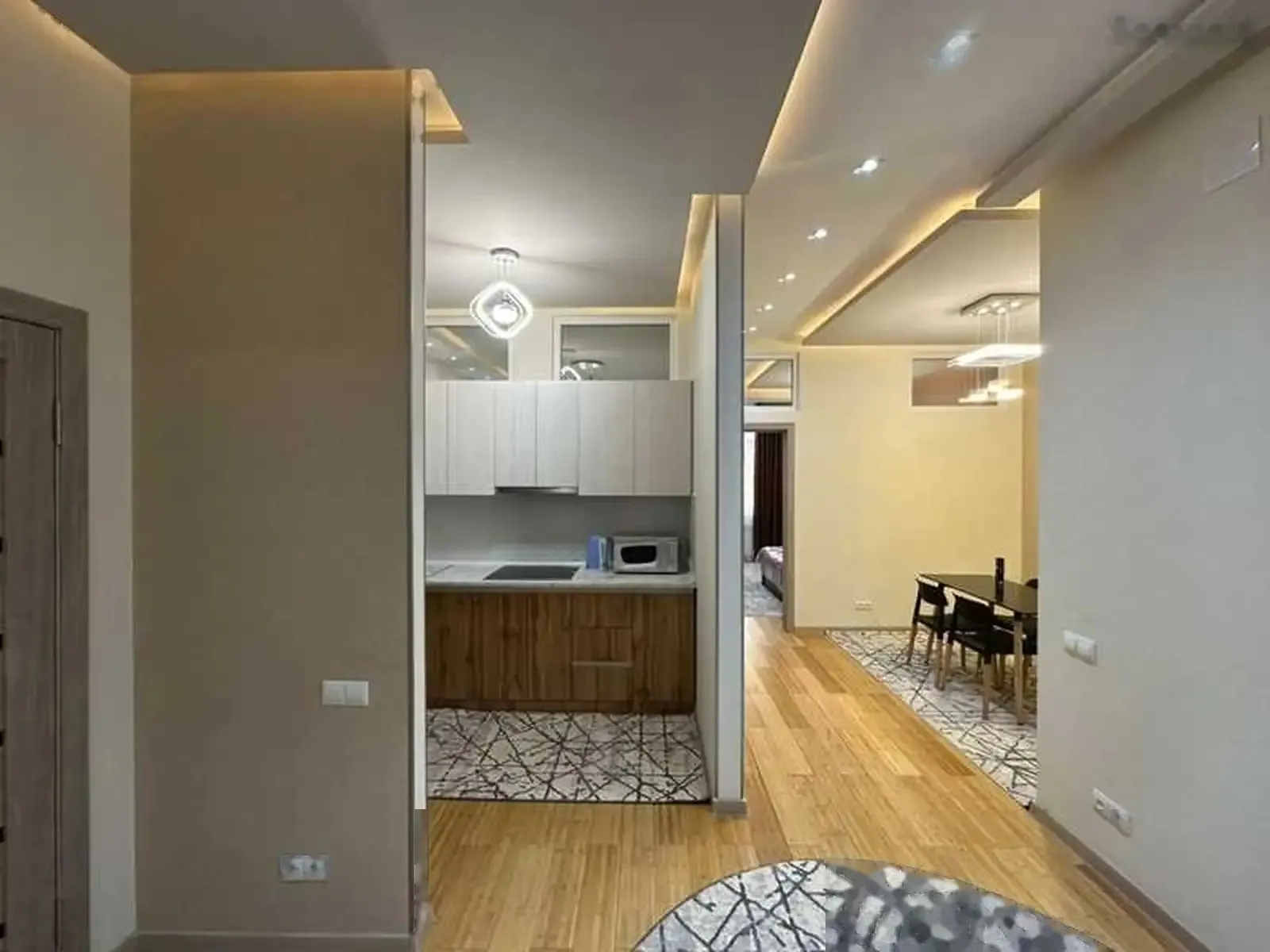 2-комн. квартира, 10 этаж, 55м², Шохмансур, Вазорати наклиет, Пушти УВД