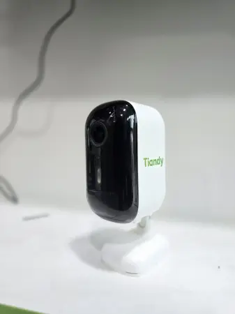 Wi-Fi камера Tiandy TC-C32CN 2МП, с аккумулятором — миниатюра 4