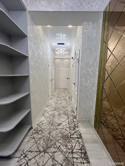 2-комн. квартира, 13 этаж, 75 м², Фирдавси