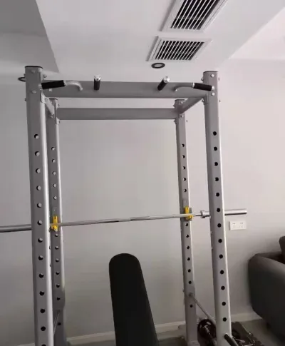 Тренажёр для приседаний