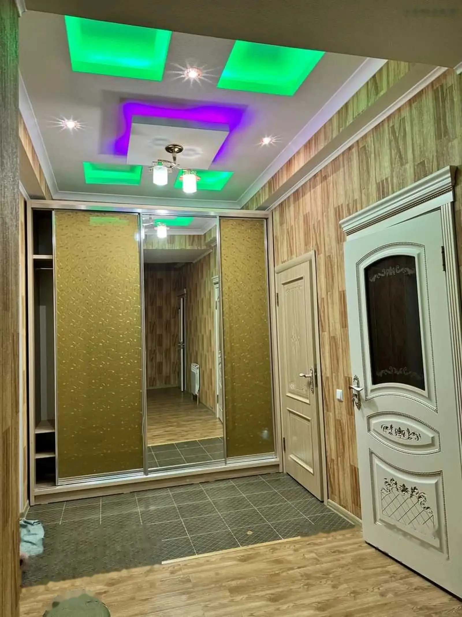 2-комн. квартира, 8 этаж, 70м², пайкари профсоюз
