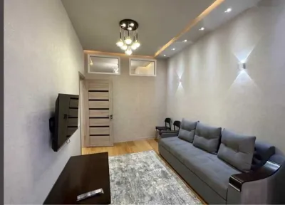 2-комн. квартира, 13 этаж, 58м², Шохмансур
