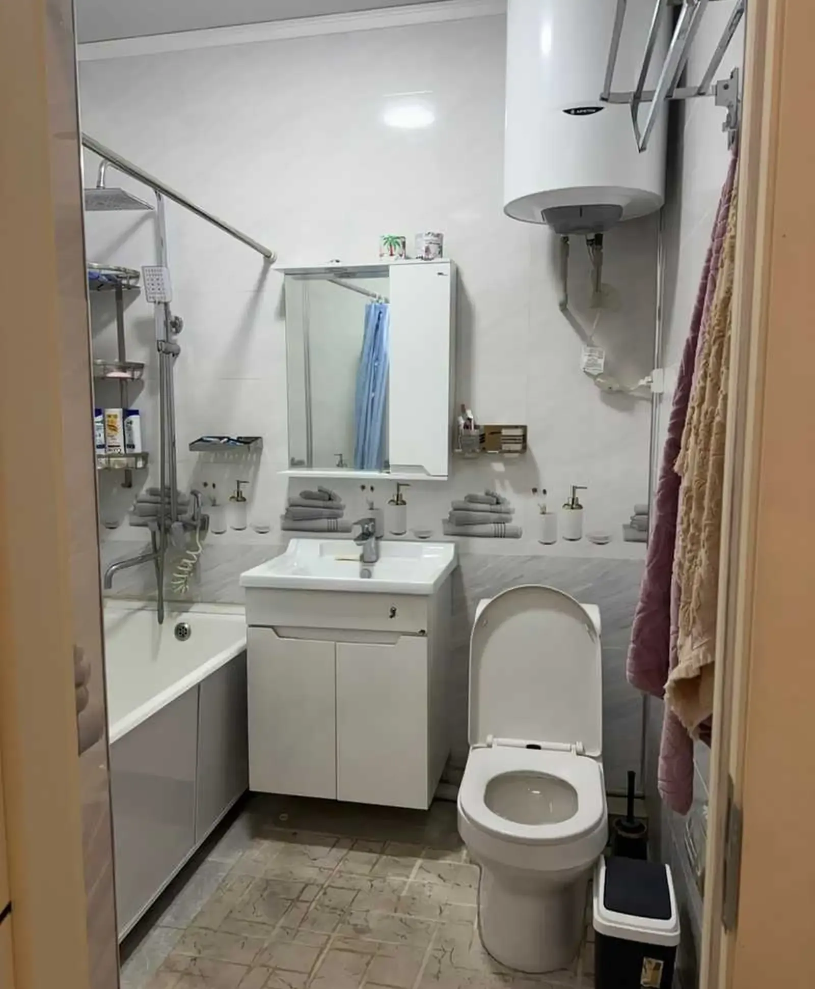 2-комн. квартира, 7 этаж, 97м², 112 мкр.Дом Пайкар