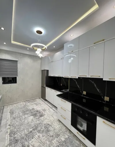 3-комн. квартира, 3 этаж, 82 м², Сино 112мкр