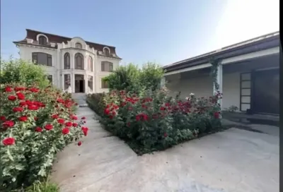 3-этажный, 3 комнатный дом, 600 м², Шохмансур