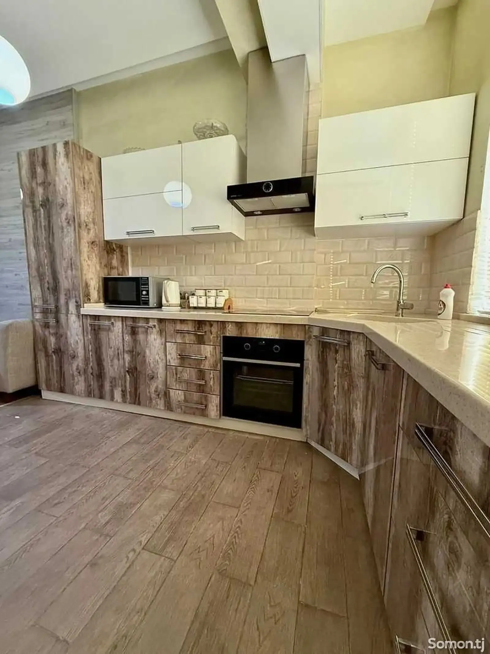 4-комн. квартира, 5 этаж, 118м², селхоз инстут