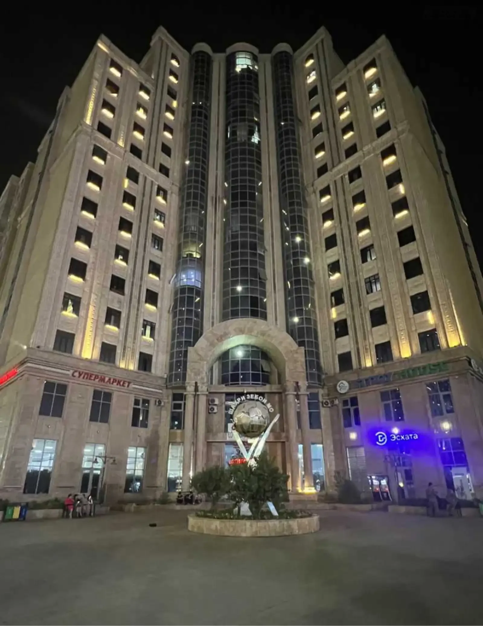 3-комн. квартира, 5 этаж, 129м², Павароти Аэропорт