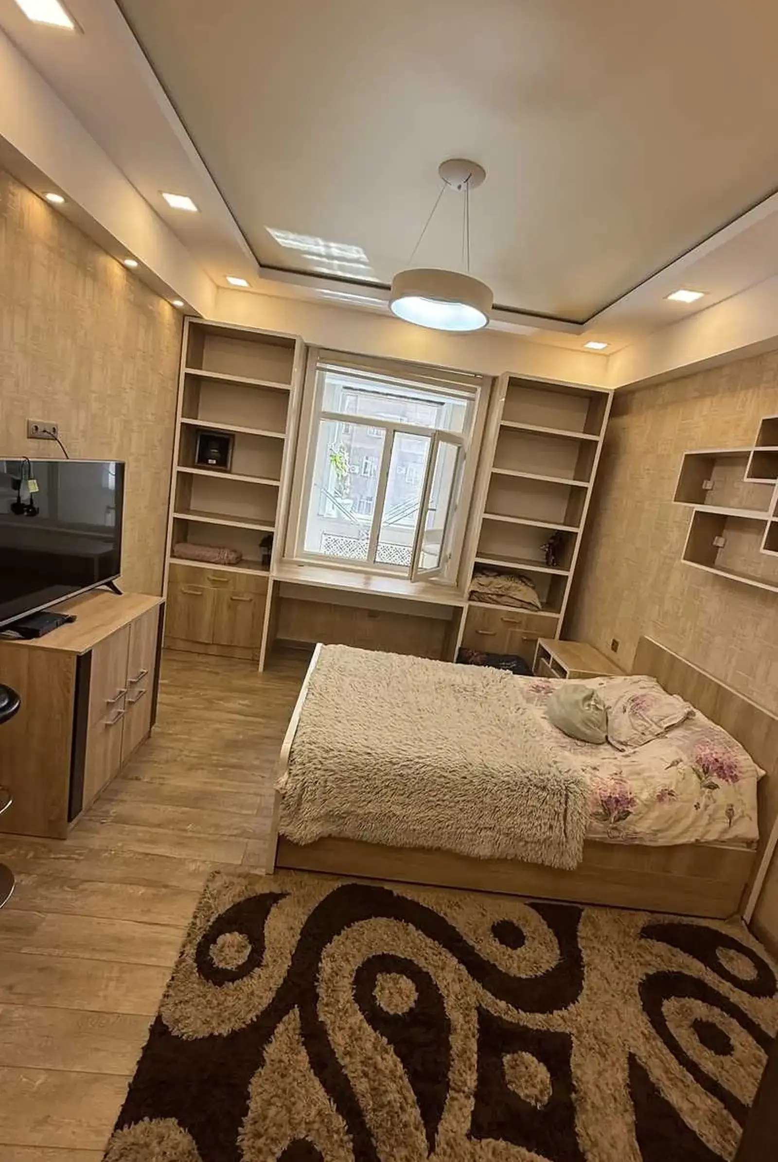4-комн. квартира, 5 этаж, 200м², Дом печат