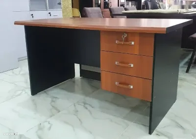 Стол 543