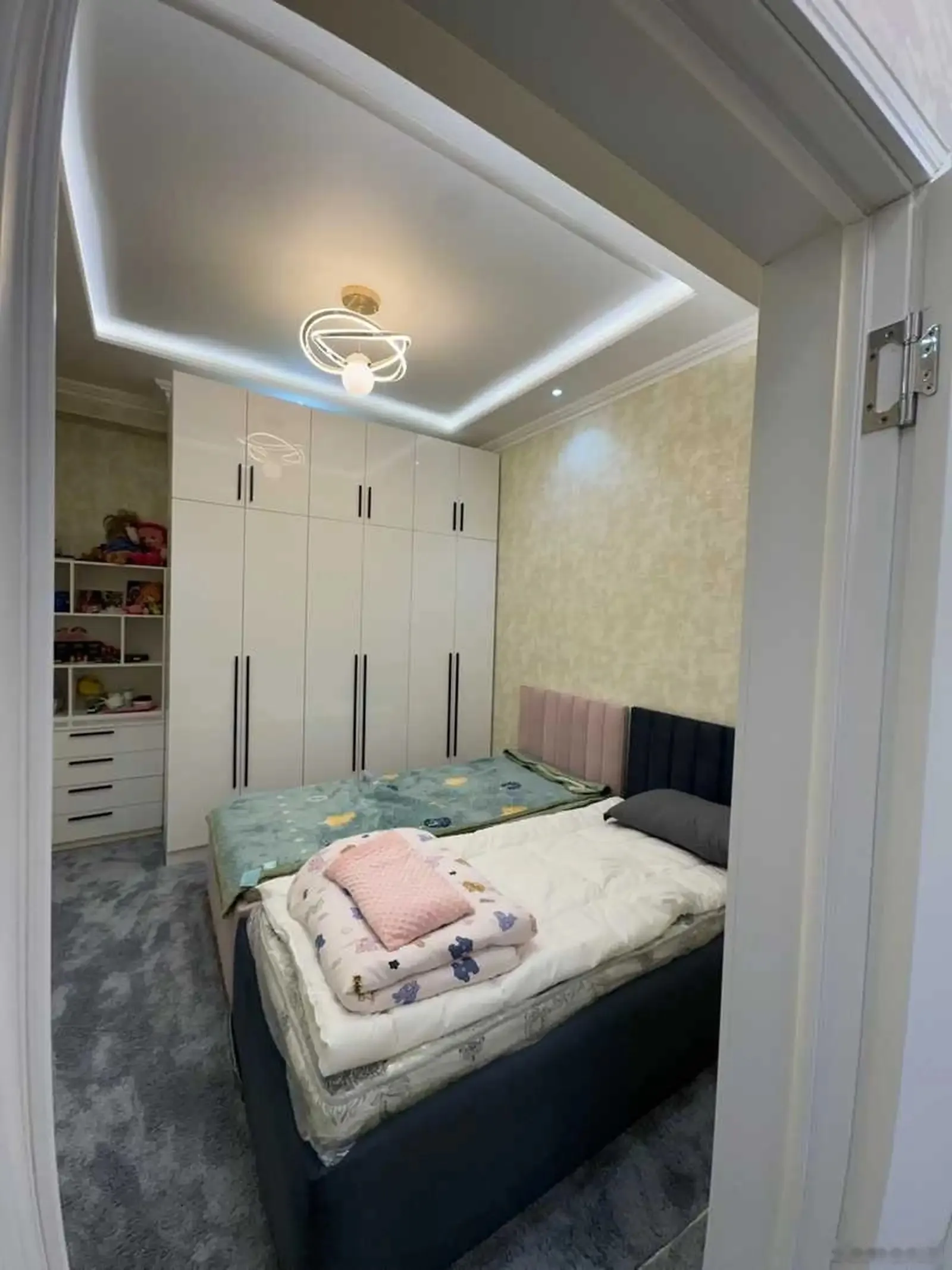 3-комн. квартира, 4 этаж, 90м², Сино