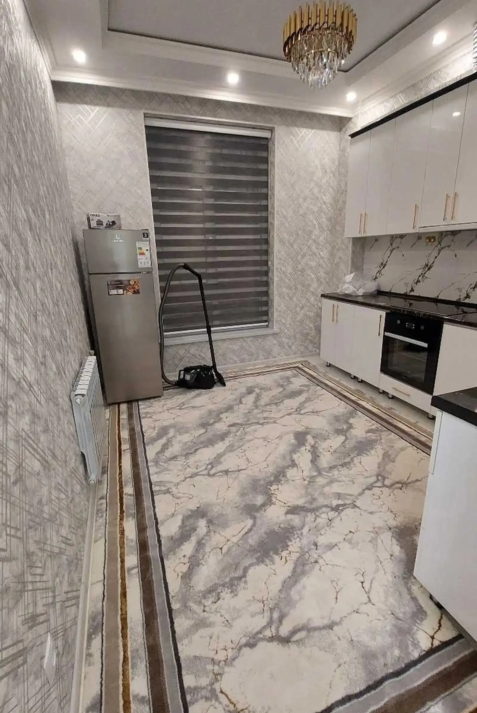 3-комн. квартира, 6 этаж, 74м², 82мкр