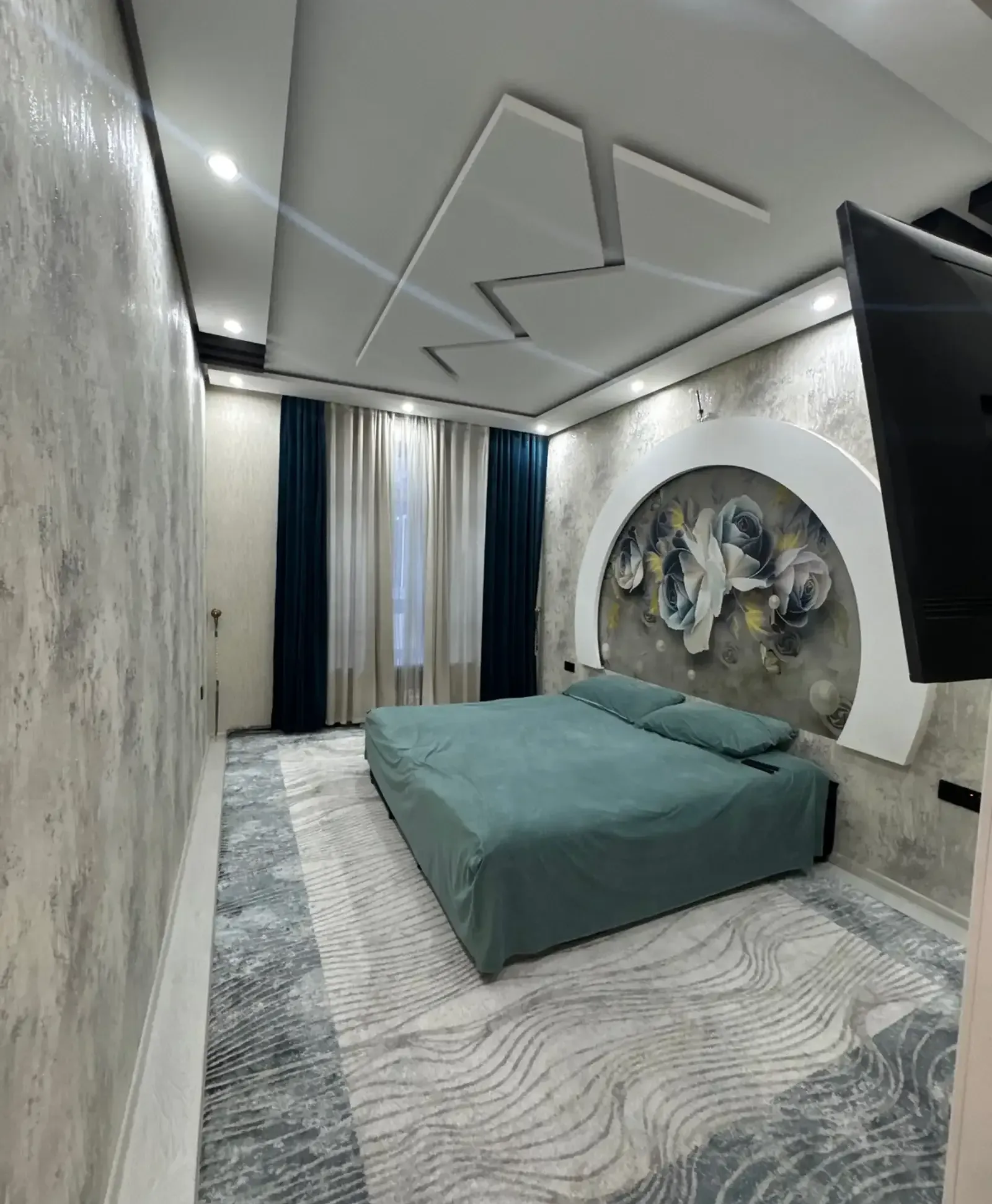 2-комн. квартира, 14 этаж, 85м², Садбарг/Гелос