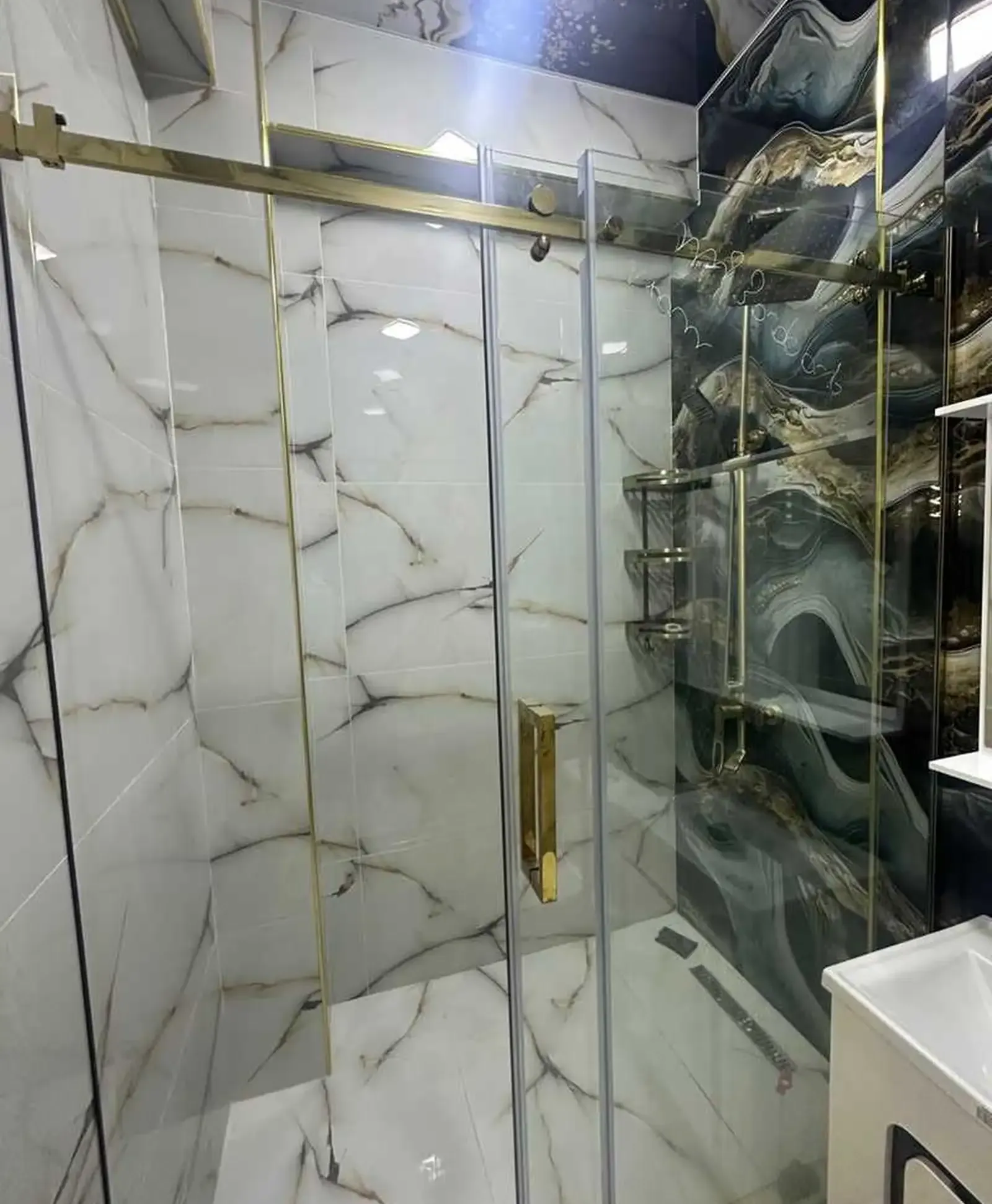 2-комн. квартира, 8 этаж, 101м², Овир