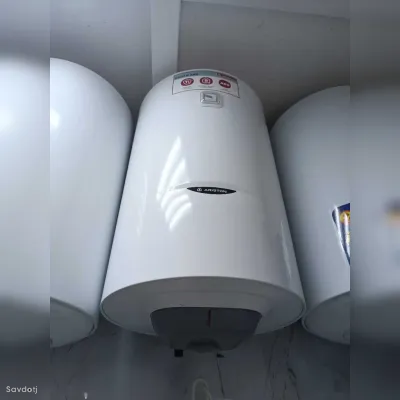 Водонагреватель Ariston 80л