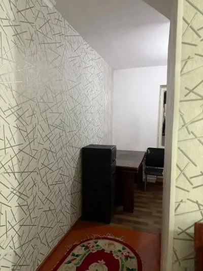 3-комн. квартира, 2 этаж, 75м², Профсоюз