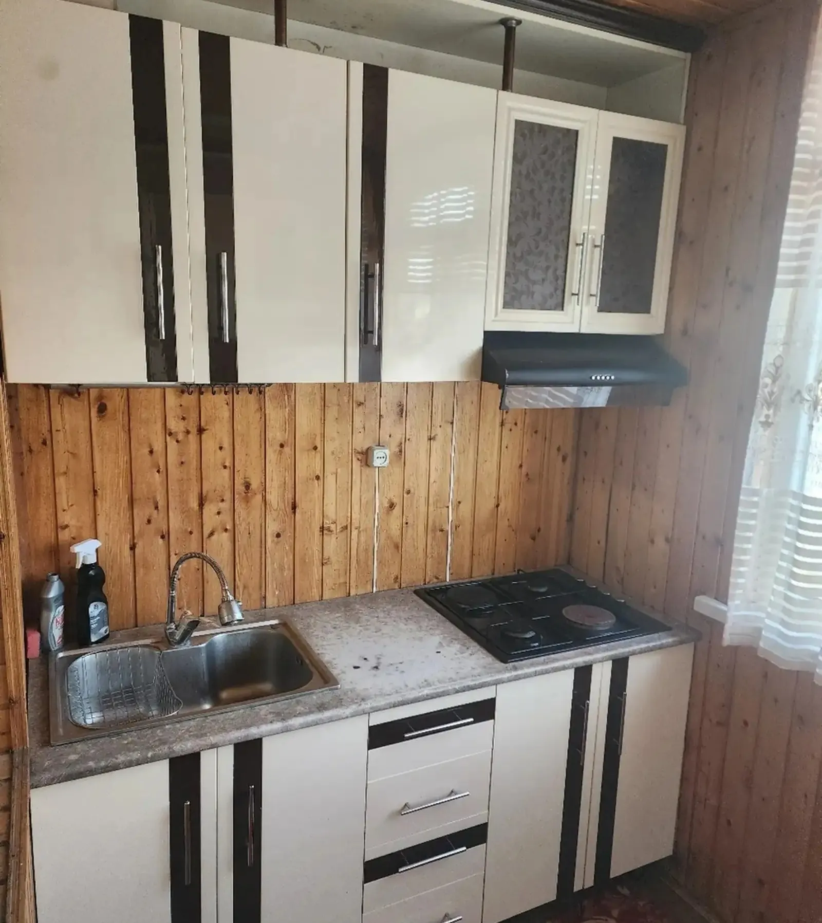 3-комн. квартира, 4 этаж, 60м², 34 Мкр