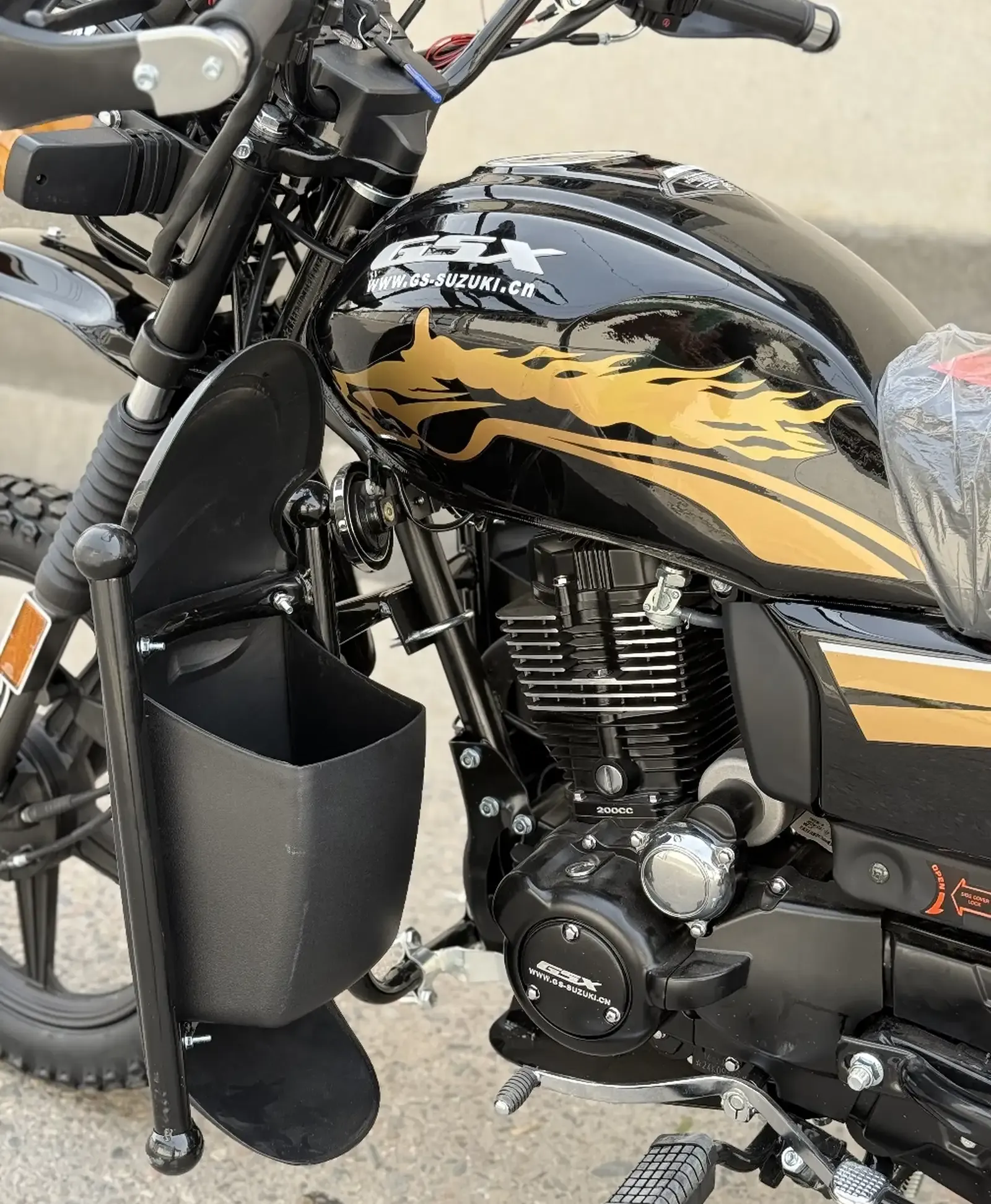 Мотоцикл Suzuki GSX 200куба 2025 Black