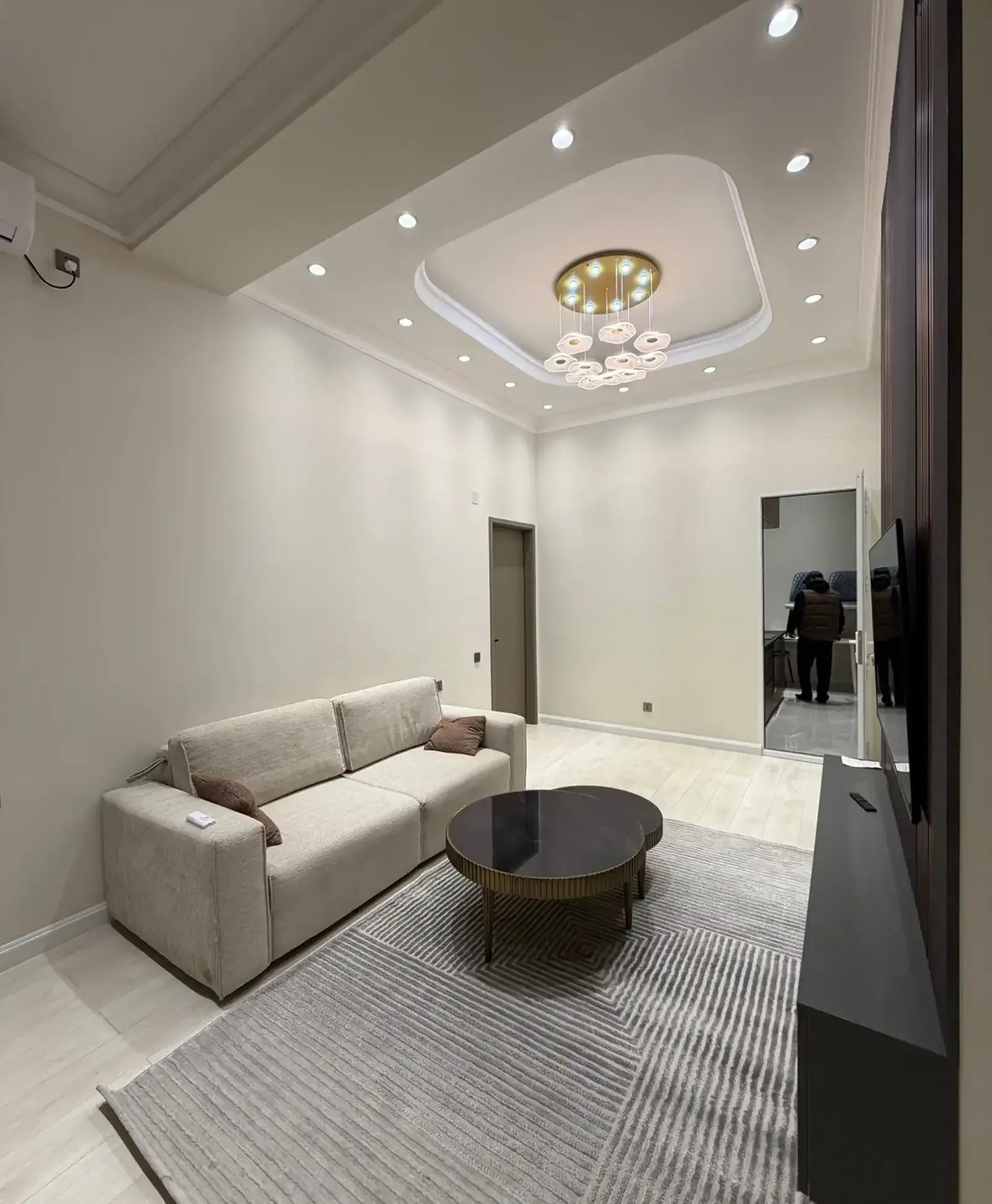 2-комн. квартира, 18 этаж, 67м², Шохмансур/Пайкар