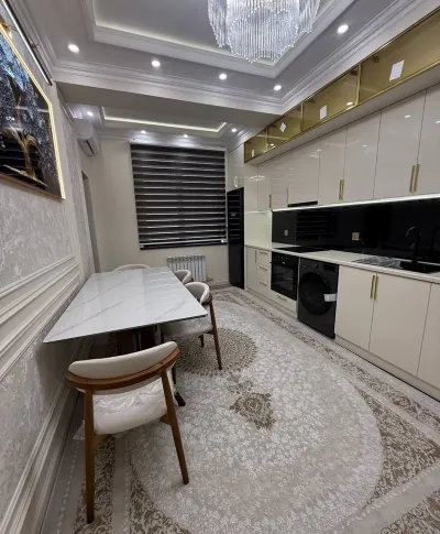 3-комн. квартира, 8 этаж, 131 м², Бустон Сити