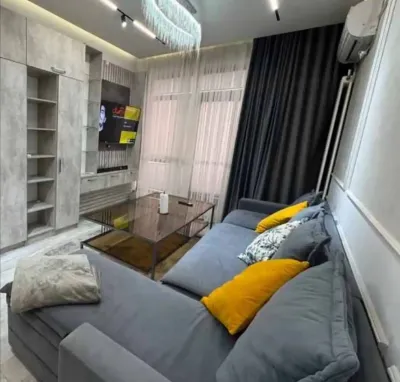 2-комн. квартира, 17 этаж, 50 м², Фирдавси