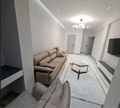 2-комн. квартира, 12 этаж, 72м², Шохмансур