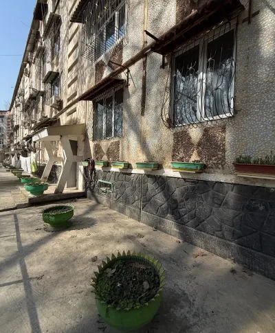3-комн. квартира, 1 этаж, 58 м², 101мкр. перед эстокадой 82мкр
